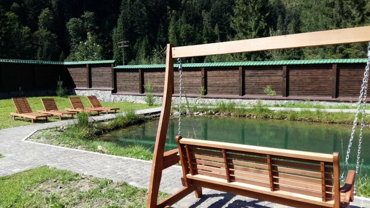 Лісовий Маєток Slavske Ngoại thất bức ảnh